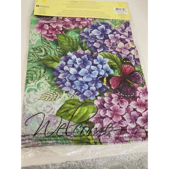 Decorative NWOT Garden Flag With Hydrangea & Butterfly Design By Evergreen - Picture 3 of 5